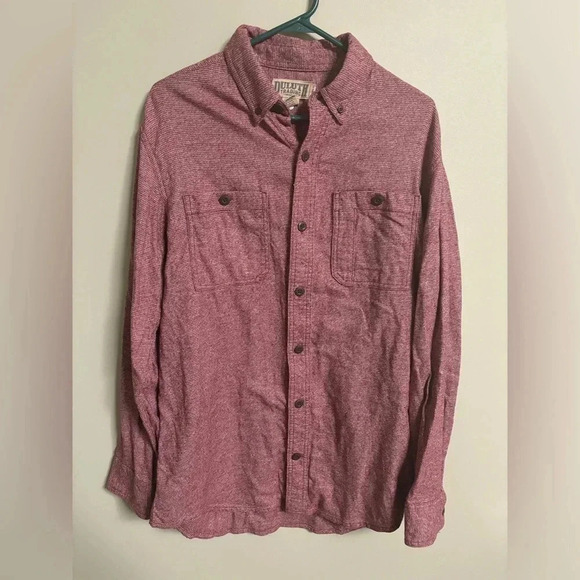 Duluth Trading Co Other - Duluth Trading Men’s Long Sleeve Relaxed Fit Muted Red Button Up Shirt Medium